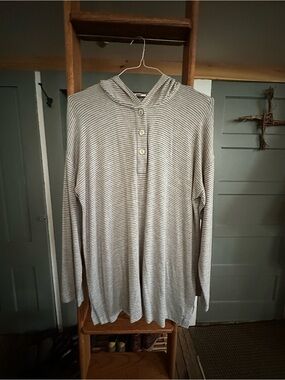 J.Jill  Hooded Henley Tunic Sweater - Shell ButtonsCream & Gray